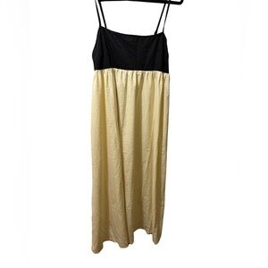 Black & Cream Colorblock Maxi Dress – Minimal Chic